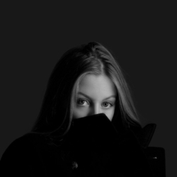 tessa , zwart wit fotografie , portretfotografie , margo de wijk , woerden