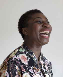 Maame Joses , liefdesspiegel , Branding fotografie , margo de wijk , portretfotografie , zakelijke fotografie , profiel foto , woerden